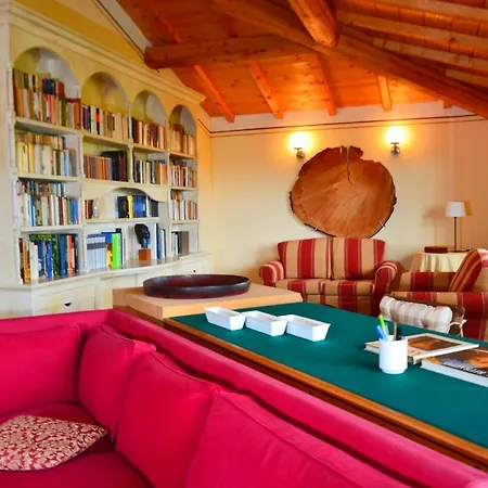 Holiday La Tabaccaia Holiday home Lucignano